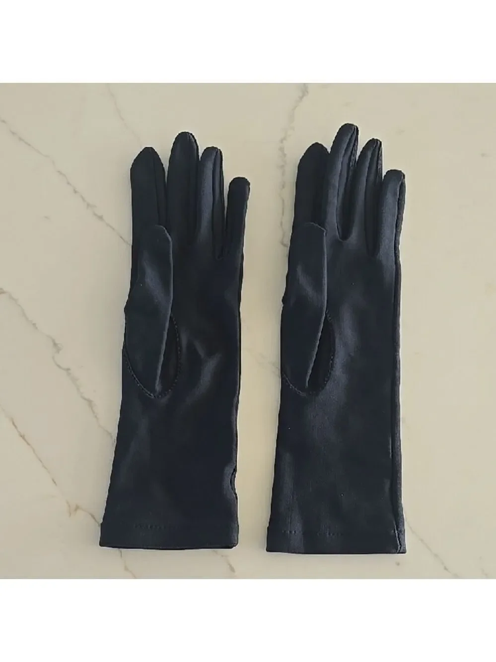 Isotoner Classic Navy Blue Gloves